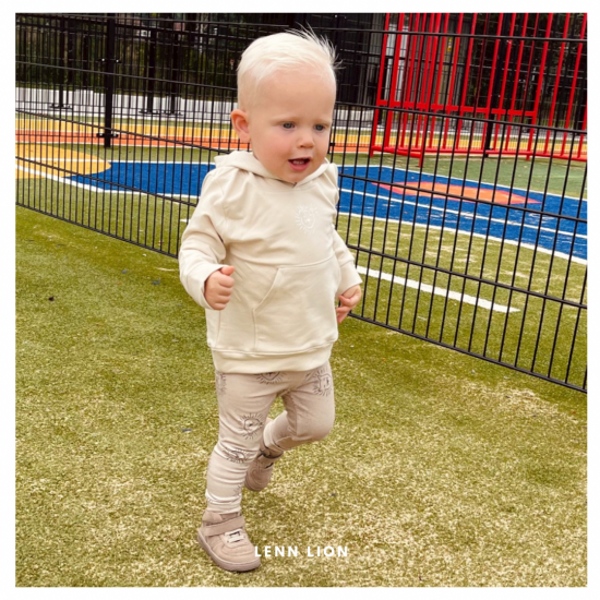 Babykleding - Lenn lion broek beige logo