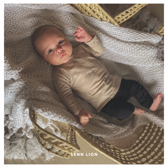 Babykleding - Lenn lion shirt logo sand