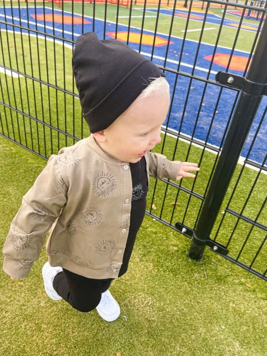 Babykleding - Lenn lion hoodie bombervest bruinbeige logo