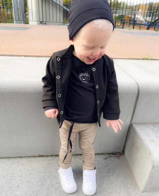 Babykleding - Lenn lion broek bruingroen logo