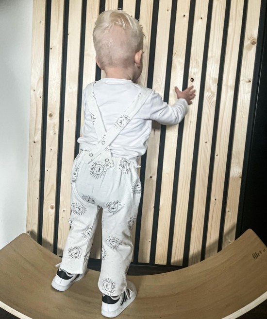 Babykleding - Lenn lion tuinbroek logo wit 